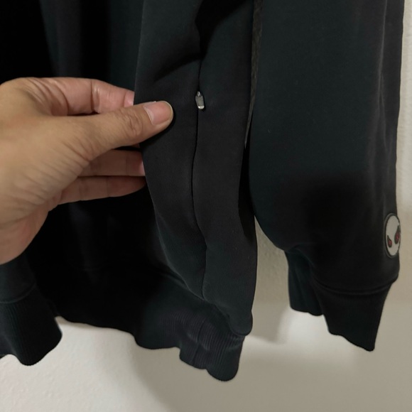 Venque X Takahashi Amoo Embroidered Crewneck Sweatshirt Black Side Zip Pocket-XL - Picture 6 of 11